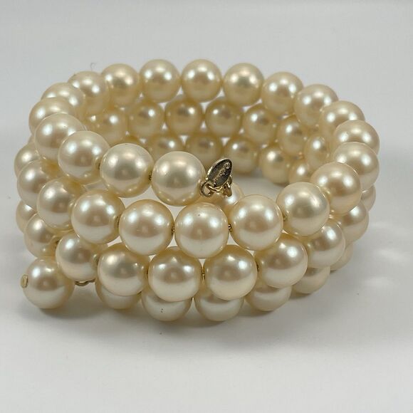 Monet Cream Glass Pearl Memory Wire Boho Bracelet Statement Elegant Classic - Picture 3 of 6